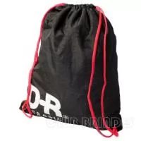 Sacola mochila com alça dupla de ombro em cordão. Disponível em várias cores. Gravação da Logomarca em 1 Cor já inclusa.  Tamanho: 40 cm X 30 cm.  Revestimento Externo: Nylon.