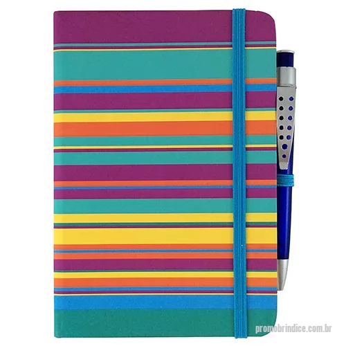 Moleskine personalizado - Com um design agradável e de grande utilidade, o moleskine agrada todos os públicos. Material 100% personalizado. Tamanho 9x14 ou 14x21 cm. Capa dura impressa em 4 cores. Miolo possui 80 folhas com ou sem personalização no papel off set ou pólen. Elástico para fechamento, para caneta e fitilho.