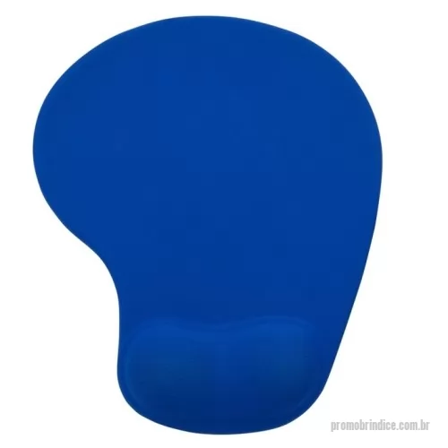 Mouse pad personalizado - Material: Neoprene e Silicone Mouse Pad ergonômico de neoprene com apoio de silicone para o punho. Parte inferior revestida com silicone antiderrapante. Largura :  19,1 cm Espessura :  0,3 cm Comprimento :  23,4 cm Medidas aproximadas para gravação (CxL):  13,7 cm x 8,4 cm Peso aproximado (g):  115