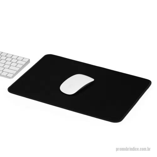 Mouse pad personalizado - Mouse pad Personalizado 09129 com sua logomarca. 20 anos ajudando a cotar Brindes Promocionais com várias empresas num único clique. Mouse pad feito em poliéster impermeável flexível com base antiderrapante em borracha.  Largura: 35 cm Comprimento: 25cmMouse pad feito em poliéster impermeável flexível com base antiderrapante em borracha.  Largura: 35 cm Comprimento: 25cmMouse pad Personalizado, 180135, Smart Gifts. Clique e Cote no Portal PromoBríndice!