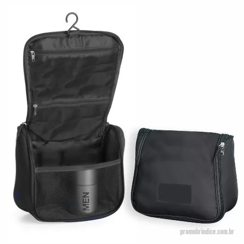 Nécessaire personalizado - Nécessaire Nylon – NE21 confeccionada em nylon, abertura frontal por zíper, parte interna com gancho/cabide de plástico; dois bolsos internos de tela vazada, ambos com fechamento de zíper. Perfeita para lhe acompanhar em viagens e até mesmo transportar seus itens pessoais do dia a dia com organização e praticidade. Escolha a cor que melhor se relaciona com sua marca (Consulte nossa paleta de cores). Personalização pode ser feita no baixo relevo em bolacha/tira de sintético nobre costurada diretamente na peça.