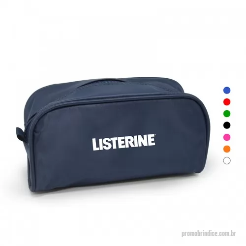 Nécessaire personalizado - Necessaire ideal para colocar na bolsa com design tradicional para brindes promocionais. Confeccionada em nylon 70 plastificado, fechamento com zíper e reforçada com vivo nas costuras. Brinde de grande impacto para qualquer segmento.  * Pode ser desenvolvida em diversas cores. Personalizada em silk screen. Ótima opção para eventos corporativos e feiras de cosméticos.