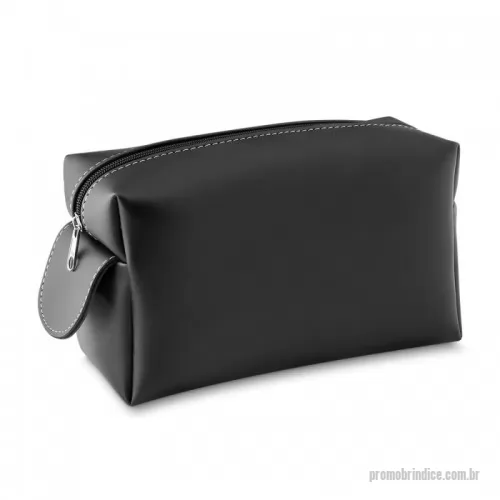 Nécessaire personalizado - Nécessaire de couro sintético com pegador lateral.