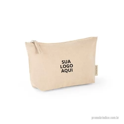 Nécessaire personalizado - Necessaire Ecológica Algodão Personalizada - Sustentabilidade e Elegância em Um Só Produto! Apresente sua marca com consciência ecológica e estilo com nossa Necessaire Ecológica de Algodão Personalizada. Um brinde exclusivo que combina qualidade, praticidade e sustentabilidade, ideal para promover a sua empresa de maneira memorável. Características do Produto: Material: Confeccionada em algodão 100% natural, proporcionando durabilidade e um toque suave. Design: Simples e elegante, com fechamento seguro e espaço interno amplo para armazenar diversos itens pessoais. Personalização: Personalize com o logo ou design da sua empresa, disponível em várias cores para atender às suas necessidades específicas. Sustentabilidade: Uma opção ecológica que reduz o uso de materiais sintéticos, contribuindo para a preservação do meio ambiente. 