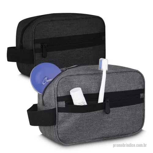 Nécessaire personalizado - Nécessarie em tecido poliéster 300D, alça de mão e bolso externo com zíper.