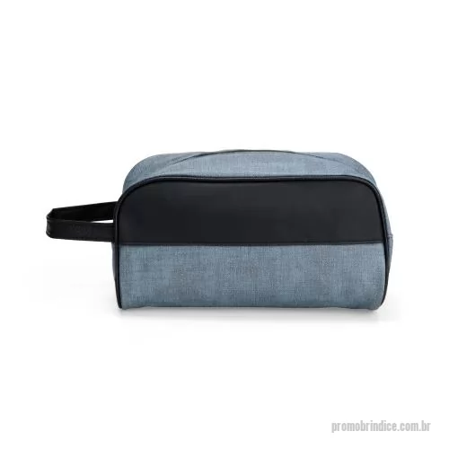 Nécessaire personalizado - Nécessaire em poliuretano (PU) impermeável com fechamento em zíper e alça lateral para transporte.