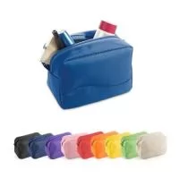 Bolsa multiusos em microfibra com zíper. 130 x 90 x 65 mm  Caixa exterior (m): 0,430X0,410X0,320 Peso da caixa (Kg.): 13.700 Peso do Produto (g.): 28 Caixa Exterior (Un.): 400 Caixa interior (Un.): 100 NCMS: 4202.92.00 Packing após gravação: Sem polybag País de origem: China