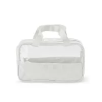 Nécessaire em PVC e couro sintético impermeável, formato xadrez, fechamento em zíper, visor transparente, duas alças em nylon.