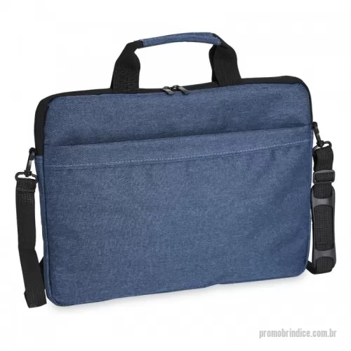 Pasta executiva personalizada - Pasta para notebook 15’6 em poliéster resistente à água com dois compartimentos, sendo o principal para notebook e o outro frontal. Contém interior forrado e almofadado, alça para encaixe em malas de viagem e acompanha alça transversal.