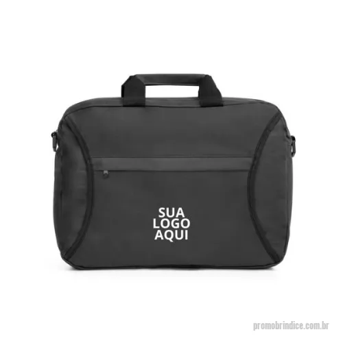 Pasta executiva personalizada - Pasta Executiva Multifunções Personalizada. Pasta multifunções em 600D, ideal para brindes corporativos. Possui um compartimento exterior aberto e forrado, além de um prático bolso frontal com zíper. Com alça de ombro ajustável e alças de mão reforçadas, é um brinde robusto e versátil para qualquer empresa. Perfeita para eventos corporativos ou como parte de um kit de brindes para empresa, esta pasta multifunções é uma escolha de qualidade para representar sua marca