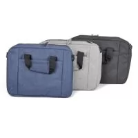 Pasta Executiva para Notebook 14 Polegadas- Pasta para notebook 14 polegadas em poliéster, possui dois bolsos com zíper, três compartimentos internos sendo um deles com alça protetora para o notebook. Gravação digital colorida
