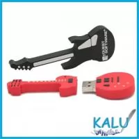 PEN DRIVE EMBORRACHADO GUITARRA