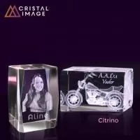 Pesos para papel em vários formatos e tamanhos com gravação laser personalizada 2D ou 3D no interior da peça