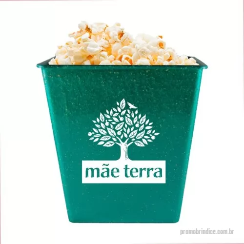 Pipoqueira personalizada - Pipoqueira Retangular Retro Green Colors 2,6l é um produto sustentável, feito da combinação de 50% de fibra natural de madeira e 50% de plástico Premium (PP),com 6 cores especiais inovadoras que utilizam pigmentos orgânicos na fabricação, acabamento impecável, material atóxico e resistente ao micro-ondas e máquina de lavar.