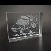 Placa de cristal com gravação a laser interna
