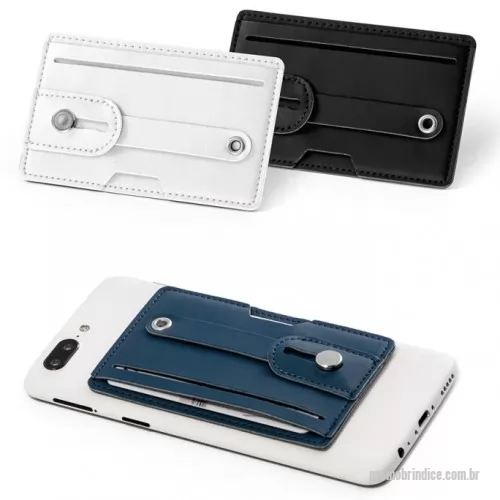 Porta cartão personalizada - Porta cartões PU. Tecnologia de bloqueio RFID. Fita ajustável em PU. Com autocolante da marca 3M no verso. 102 x 63 x 3 mm