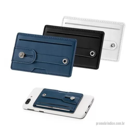 Porta cartões para smartphone personalizada - Porta cartões para celular em PU com bloqueio de RFID, com capacidade para dois cartões. O porta cartões tem fita ajustável em PU e autocolante no verso. 102 x 63 x 3 mm