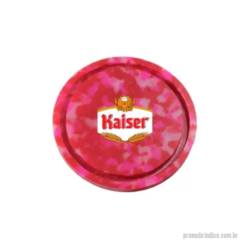 Porta copo personalizada - Green Plasticaria, fabricado 100% com plástico reciclado, produto inovador e eco sustentável, medindo 9,5x9,5cm, a escolha ideal para o meio ambiente e para adequação às estratégias corporativas de ESG.