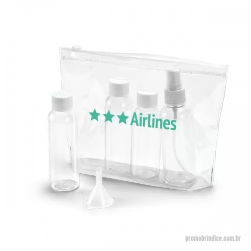 Porta cosmético personalizada - Bolsa de cosméticos hermética. PVC. Incluso 3 frascos (2 x 65 ml e 60 ml), 1 vaporizador (80 ml) e 1 funil. Apropriada para transporte em cabine de avião. 190 x 155 x 40 mm