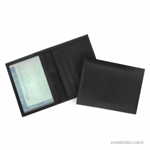 Porta documento personalizada - Porta Documento – PD6 pode ser confeccionada em couro ou sintético nobre diversas opções de materiais e cores (modelo da foto foi confeccionado no sintético Veneza marrom). Possui bolso interno de PVC transparente para documentos. Personalização com gravação em baixo relevo ou silkscreen 1 cor.