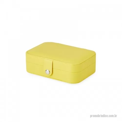 Porta joia personalizada - Porta joias de couro sintético com revestimento aveludado. Possui compartimentos internos para anéis, pulseiras, colares e placa para brincos.