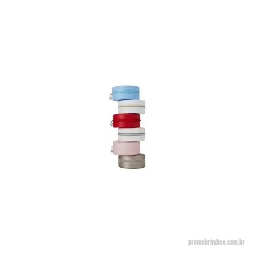 Porta joia personalizada - Porta joias de couro sintético com revestimento aveludado. Possui compartimentos internos para anéis, brincos, pulseiras e colares.