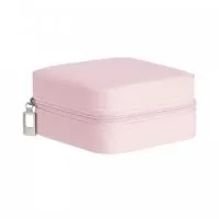 Porta joias de couro sintético com revestimento aveludado. Possui compartimentos internos para anéis, brincos, pulseiras e colares.