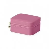 Porta joias de couro sintético com revestimento aveludado. Possui compartimentos internos para anéis, brincos, pulseiras e colares.