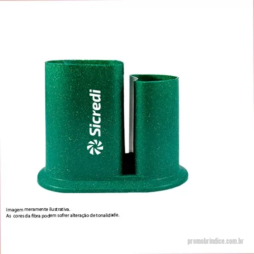 Porta lápis ecológico personalizada - Porta Lápis Duo Green Colors com duas cavidades com espaço para cartão de visita. Feito com 50% de fibra de madeira. Agora disponível em 6 cores especiais que utilizam pigmentos orgânicos na fabricação.