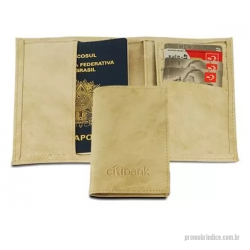 Porta passaporte personalizada - Porta passaporte com 4 (quatro) divisões para cartões. Cor a Definir - Gravação em baixo relevo.