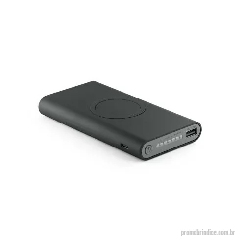Power bank personalizado - Bateria portátil em ABS com acabamento emborrachado e carregador por indução (wireless) super-rápido. Bateria de lítio com capacidade de 10.000 mAh. Indicador de carga, entrada microUSB, USB-C e saída USB-A.
