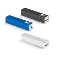Bateria portátil em alumínio. Bateria de lítio com capacidade de 1.800 mAh, tempo de vida ? 500 ciclos e porta de saída USB-A. Incluso cabo USB para carregar a bateria. 95 x 23 x 22 mm