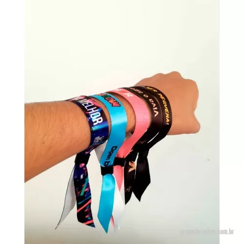 Pulseira personalizada - Pulseira de festa personalizada, confeccionada em cetim, com medidas de 20mm. Brinde de baixo custo, amplo espaço para personalizar o logomarca é ideal para identificar colaboradores e clientes em feiras, festas e eventos