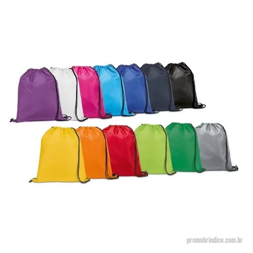 Sacochila personalizada - Sacola tipo mochila em 210D com alças em preto. Disponível numa variada gama de cores. 350 x 410 mm  Caixa exterior (m): 0,460X0,440X0,300 Peso da caixa (Kg.): 10.300 Peso do Produto (g.): 36 Caixa Exterior (Un.): 300 Caixa interior (Un.): 50 NCMS: 4202.22.20 Packing após gravação: Sem polybag País de origem: China