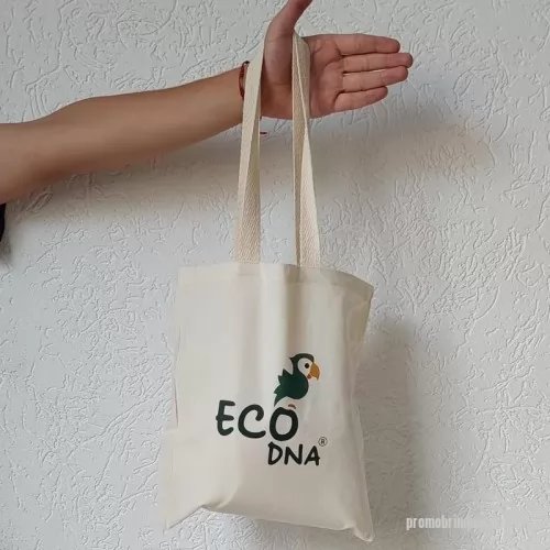 Sacola de Algodão personalizada - Ecobag (gramatura 180 g/m²); tamanho 30cm (Largura) x 35cm (Altura); Personalização em Transfer Digital ou Silk Screan);