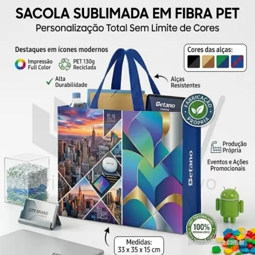 Sacola de Pet personalizada - Sacola em Fibra PET Sublimada – Personalização Sem Limites para Valorizar Sua Marca A Sacola Personalizada em Fibra PET Sublimada é a escolha perfeita para empresas que desejam unir sustentabilidade, qualidade e máxima exposição da marca. Produzida em tecido de fibra PET reciclada, oferece excelente resistência, acabamento profissional e impressão sublimada de alta definição, permitindo a reprodução de imagens, fotografias, degradês e artes complexas sem limite de cores.  Com medidas de 33 cm de altura x 35 cm de comprimento x 15 cm de profundidade, possui amplo espaço interno para acomodar brindes, materiais promocionais, catálogos, kits corporativos e produtos diversos, sendo amplamente utilizada em feiras, congressos, eventos corporativos, ações promocionais e campanhas de marketing.  A tecnologia de sublimação garante estampas vibrantes, alta durabilidade e excelente fidelidade de cores, transformando a sacola em uma poderosa ferramenta de divulgação para sua empresa.  Principais B