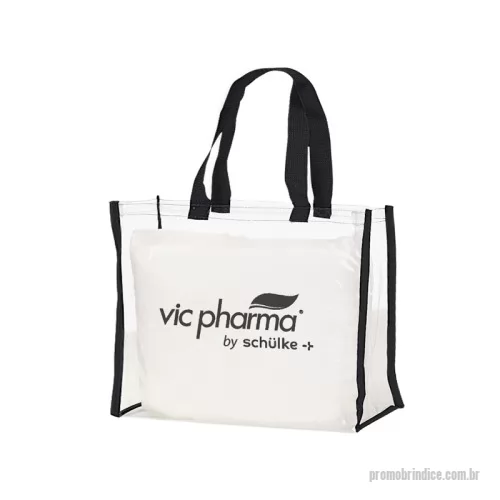 Sacola de PVC personalizada - Sacola de PVC Cristal, adaptável e de longa duração, com acabamento que suporta estampa em até 4 cores. Personalização via Silkscreen, com mínimo de 500 peças. Sacolas reutilizáveis que favorecem a sustentabilidade e reduzem o uso de sacolas plásticas em vários estabelecimentos. Capacidade de carga: até 10 kg. Dimensões: 45x40x14 cm.