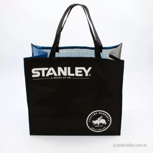 Sacola de ráfia personalizada - Sacola de ráfia Personalizada WB SAC RÁFIA com sua logomarca. 20 anos ajudando a cotar Brindes Promocionais com várias empresas num único clique. Sacola de Ráfia Laminada 120 Gramas -Cromia frente e costa mais lateralSacola de Ráfia Laminada 120 Gramas -Cromia frente e costa mais lateralSacola de ráfia Personalizada, 109293, Wbrindes. Clique e Cote no Portal PromoBríndice!