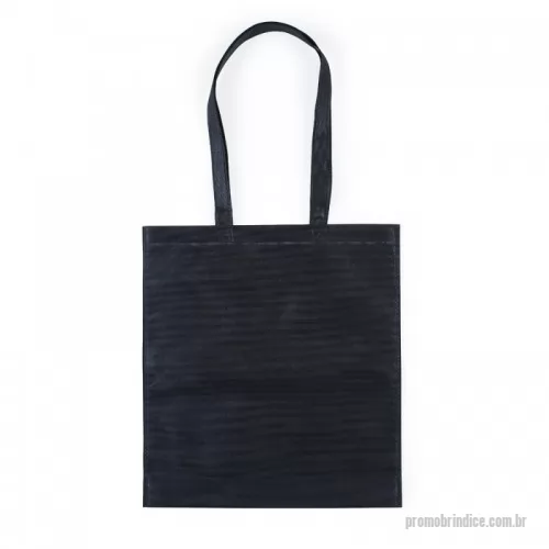 Sacola de TNT personalizada - Sacola colorida com alça em material TNT, possui símbolo ecológico/reciclável na costura da alça.