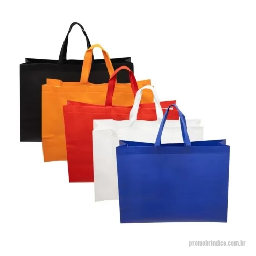 Sacola de TNT personalizada - Sacola TNT 75gm2 Personalizada   2,70    100  Durável e sustentável, a sacola de TNT é uma excelente opção para eventos e campanhas promocionais.  Produzida em TNT de 75 g/m² e com resistência à água, ela possui costura termo selada e boa profundidade.  Altura : 37,2 cm Largura : 42,5 cm Profundidade : 10,5 cm Comprimento : alça: 35 cm