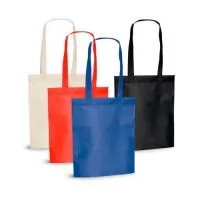 Sacolas coloridas personalizadas para brindes. Resistentes elas são confeccionadas em TNT com 80 gramas. Com baixo custo, ótimo espaço para promover e divulgar a logomarca e grande variedade de cores fazem dela sucesso no seu evento.