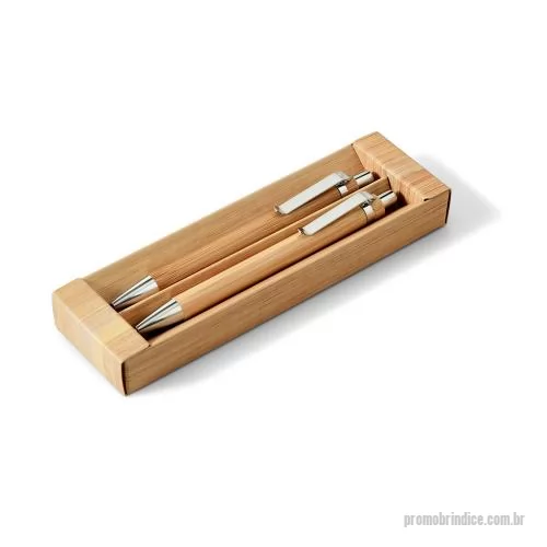 Sacola ecológica em bambu personalizada - Conjunto de esferográfica e lapiseira em bambu. Esferográfica até 1.5 km de escrita. Lapiseira com grafite 0.7. Escrita em azul.