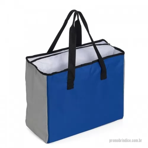 Sacola personalizada - Sacola térmica de poliéster 25 litros com duas divisões, sendo uma delas com revestimento térmico e outra com bolso para acessórios.