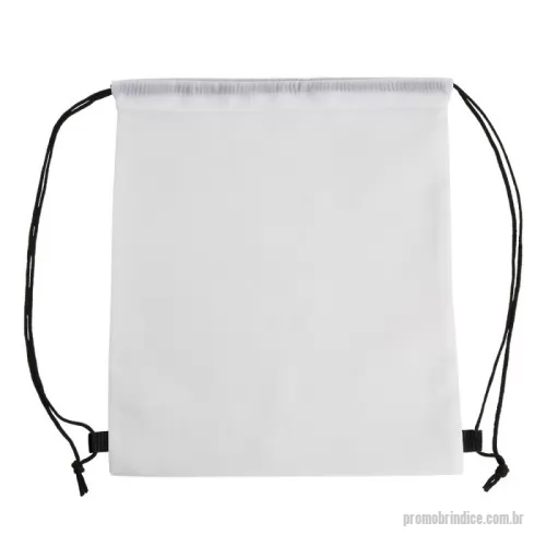 Sacola personalizada - Sacochila em Poliéster – Prática, Leve e Ideal para o Dia a Dia  Confeccionada em poliéster resistente, essa sacochila é perfeita para quem busca praticidade com estilo. Compacta e funcional, é ideal para ações promocionais, eventos, academias ou uso diário. Conta com cordões ajustáveis para fechamento e transporte nas costas.  Especificações:  Tamanho total: 41 cm x 34 cm  Área para gravação: 39,3 cm x 34 cm  Peso aproximado: 45 g