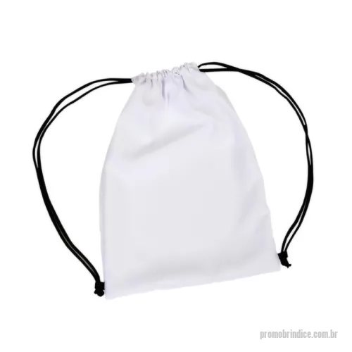 Sacola personalizada - Sacochila em Microfibra com Alças Reguláveis – Leveza e Versatilidade  Perfeita para o dia a dia, academia ou passeios rápidos, esta sacochila em microfibra alia conforto e praticidade. Seu modelo tipo “drawstring” possui alças reguláveis que distribuem bem o peso nos ombros e facilitam o ajuste individual. Material resistente e de fácil secagem, ideal para armazenar roupas, calçados, livros ou itens pessoais. Compacta quando vazia, é a escolha certa para quem busca uma bolsa funcional e discreta.  Dimensões: 44,5?cm (A) x 33,6?cm (L)  Peso aproximado: 57?g