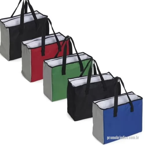 Sacola térmica personalizada - Sacola térmica Personalizada SPT18606 com sua logomarca. 20 anos ajudando a cotar Brindes Promocionais com várias empresas num único clique. Sacola térmica de poliéster 25 litros com duas divisões, sendo uma delas com revestimento térmico e outra com bolso para acessórios, tem em todas as cores .Sacola térmica de poliéster 25 litros com duas divisões, sendo uma delas com revestimento térmico e outra com bolso para acessórios, tem em todas as cores .Sacola térmica Personalizada, 167290, Kaue Brindes. Clique e Cote no Portal PromoBríndice!