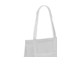 Sacola térmica com capacidade de 18 litros, contém fechamento em velcro e bolso frontal. Obs.: A capacidade de armazenamento com a sacola fechada é de aproximadamente 14 litros.