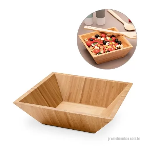 Saladeira personalizada - Saladeira em bambu em formato quadrado. Adicione o conjunto Salvy de 2 talheres para salada em bambu para compor este brinde ecológico. Certificação EU Food Grade. A cor e o resultado da impressão nos materiais naturais pode variar entre produtos. 21