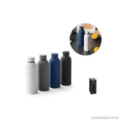Squeeze metálico personalizado - Garrafa em aço inox 90% reciclado de parede dupla térmica, isolada a vácuo, com tampa em aço inox. Parede com acabamento emborrachado dando um toque sofisticado. Capacidade até 550 mL. Preserva as bebidas quentes por 8 horas e as bebidas frias por 24