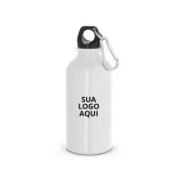 Conheça a Garrafa Esportiva Personalizada com Mosquetão: um brinde corporativo que une praticidade e estilo! Ideal para atividades ao ar livre, esportes e eventos, essa garrafa é confeccionada em material resistente e durável, garantindo bebidas sempre frescas. O mosquetão permite fácil fixação em mochilas e cintos, oferecendo mais conveniência no transporte. Personalize com o logotipo da sua empresa, mensagem ou design exclusivo, transformando-a em um item único e memorável. Perfeita para impressionar clientes e colaboradores, a Garrafa Esportiva Personalizada com Mosquetão destaca sua marca de forma funcional e sofisticada. Invista nesse brinde e surpreenda!